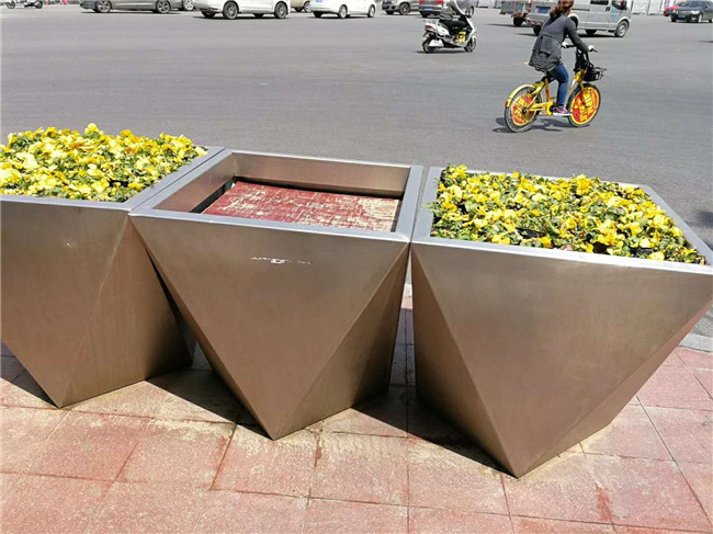 陕西不锈钢花箱