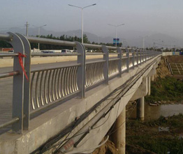 不锈钢桥梁护栏