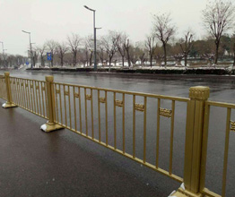 西安金色护栏厂家