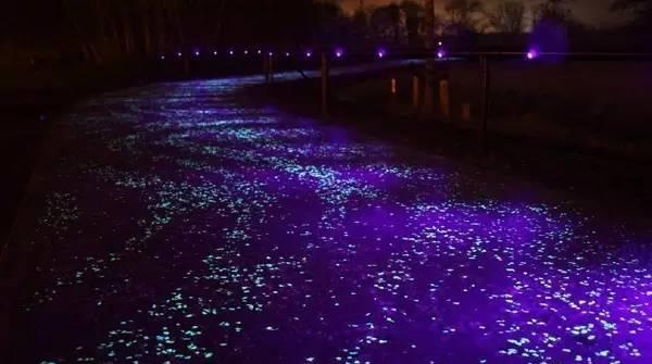 太阳能荧光步道,夜光路面