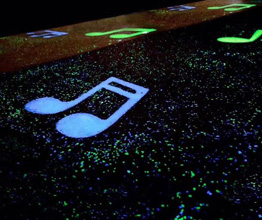 荧光路面,发光人行道