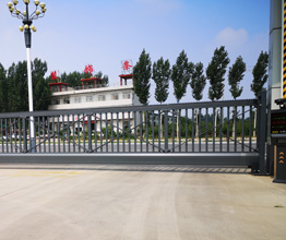 无轨电动悬臂门