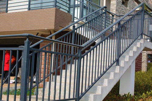 手扶护栏