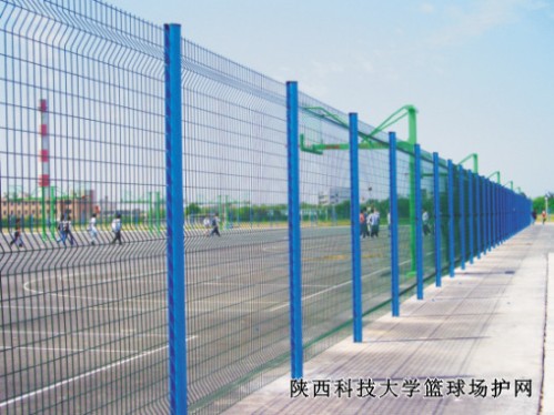 运动场防护网